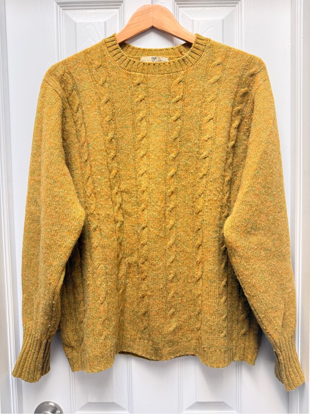 Vintage Braemar Scotland Knit Wool Sweater Crewneck Mustard Yellow size XL